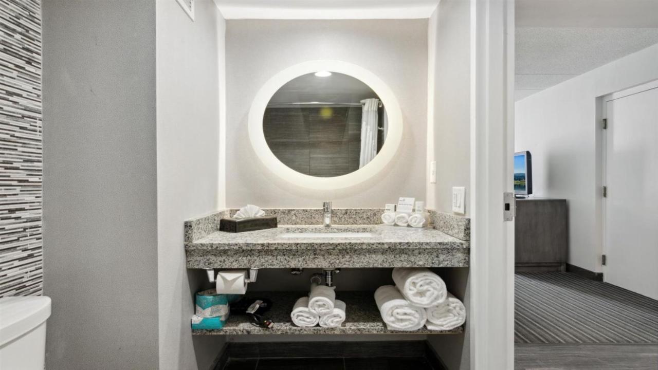 Holiday Inn Express Williamsburg North By Ihg Norge Exteriér fotografie