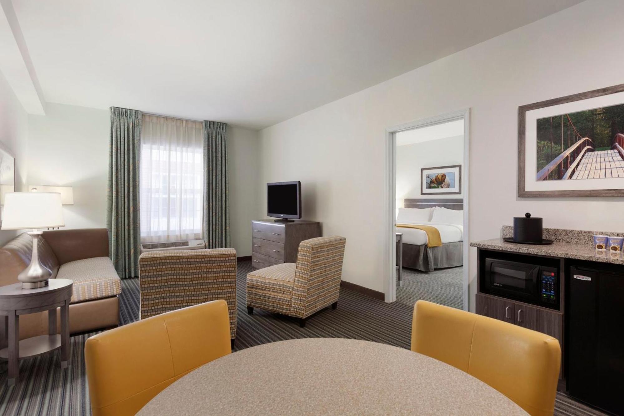Holiday Inn Express Williamsburg North By Ihg Norge Exteriér fotografie
